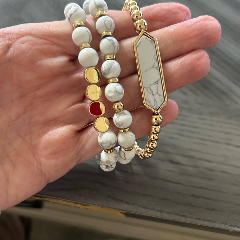 Elegant White and Gold Beaded Bracelet Set